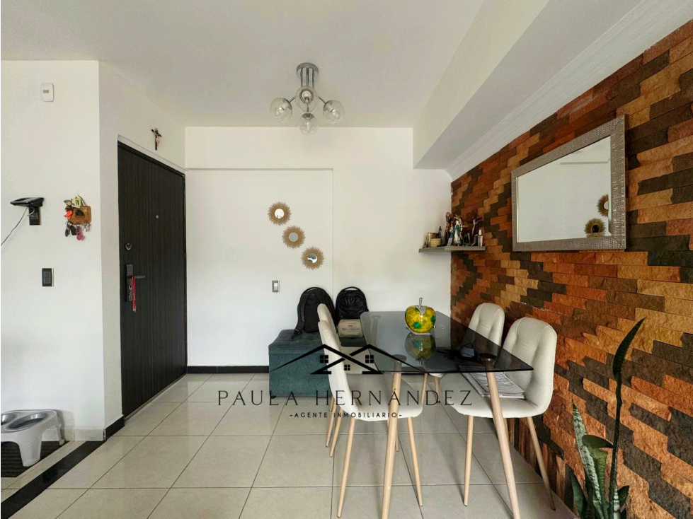 Venta de apartamento con parqueadero en Itagüí, San Pío — foto 2