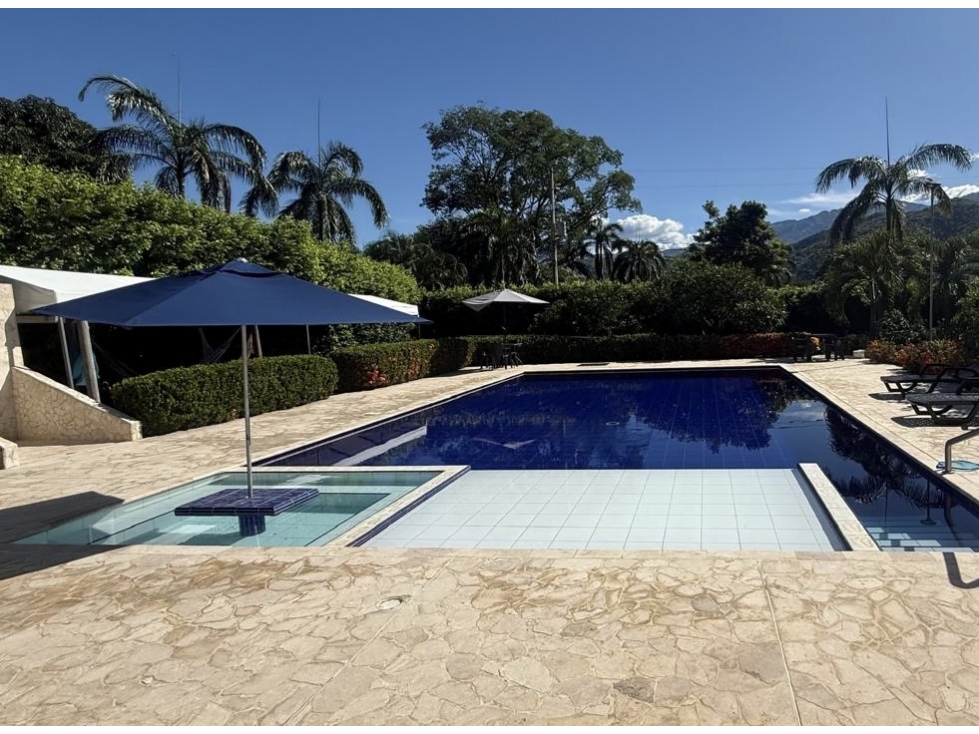 Vendo finca Sopetrán, 4 habitaciones y piscina, parcelación — foto 4