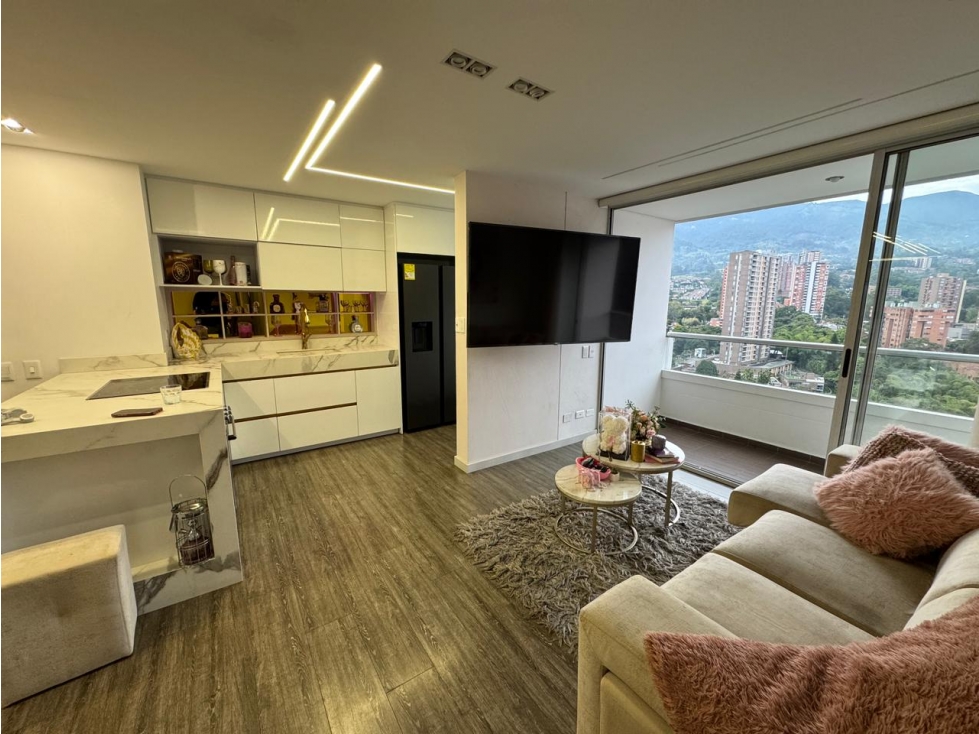 Venta de apartamento en Suramerica, 87 mts Itagui