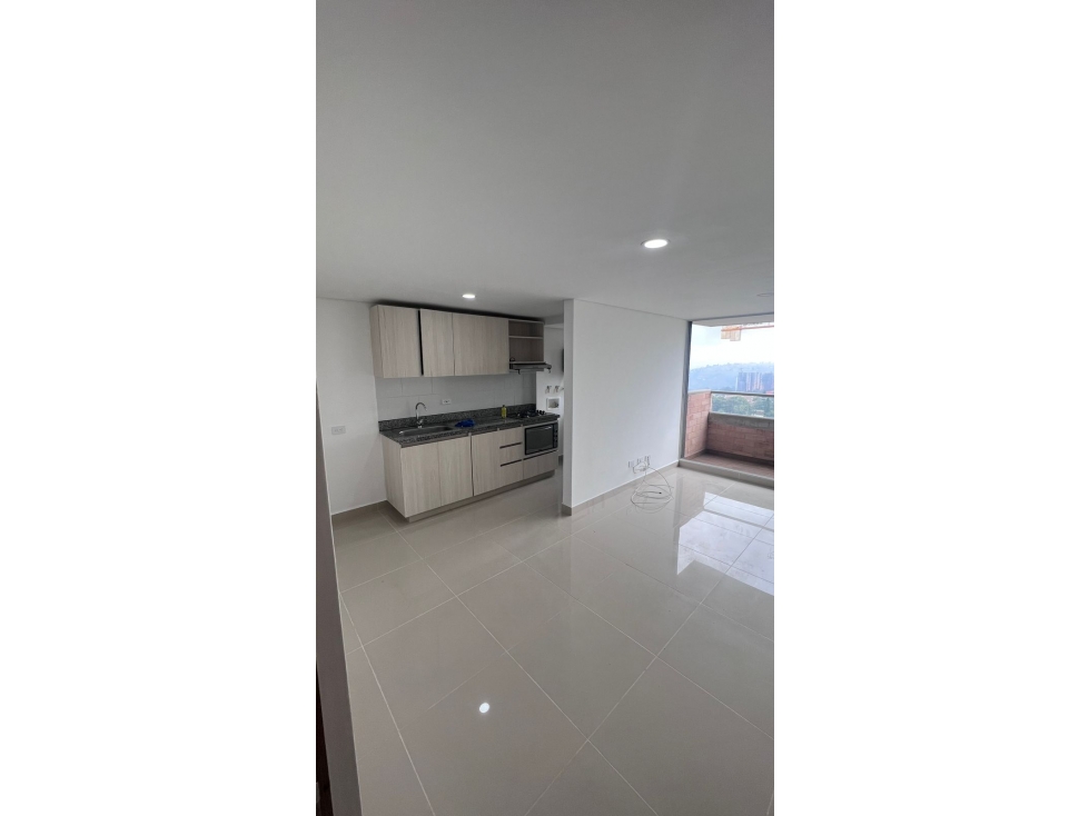 VENDO APARTAMENTO EN LA UNIDAD MAS COOL DE FERRERÍA, LA ESTRELLA — foto 2
