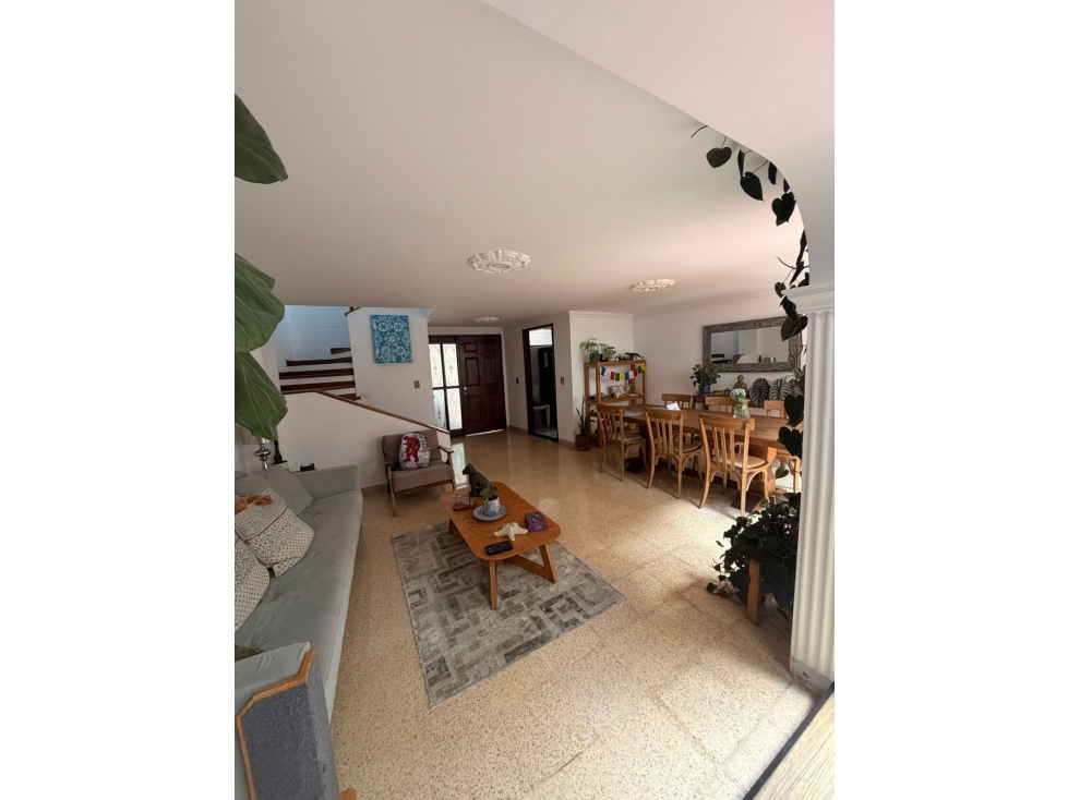 Venta de casa en Envigado, 204 mts Loma del Chocho — foto 4