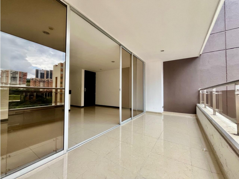 A la venta apartamento grande, sector lomitas, sabaneta. — foto 2