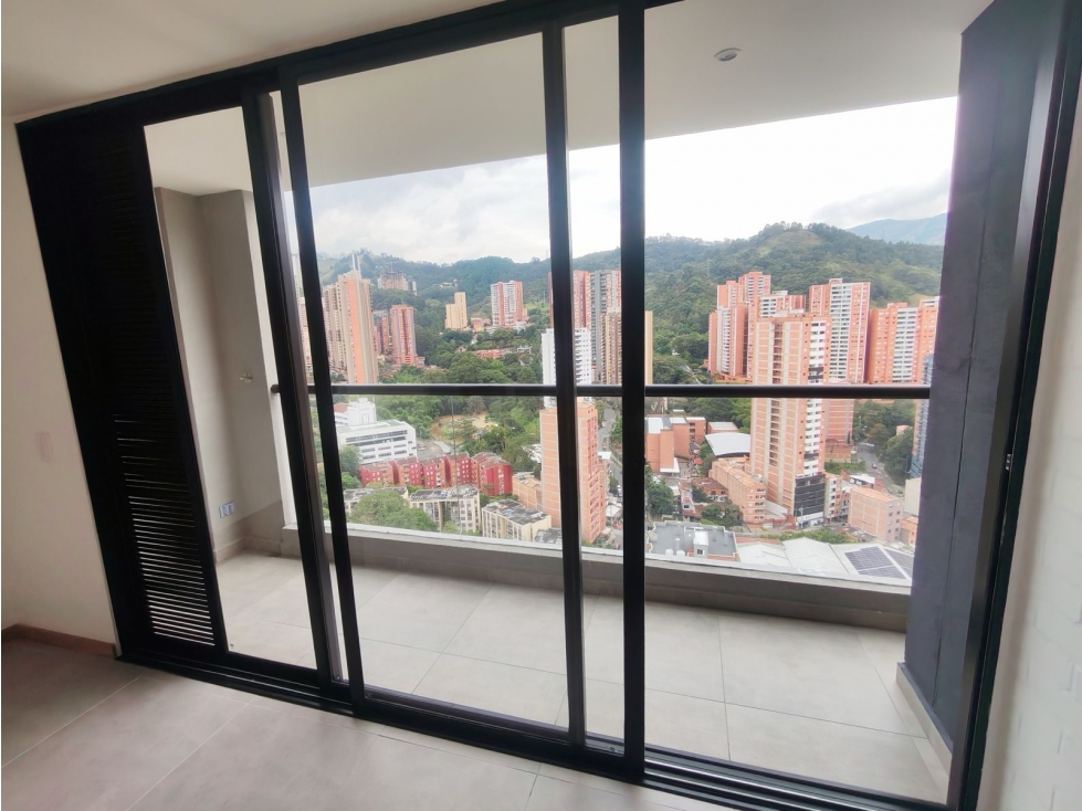 Se vende apartamento en Sabaneta parte plana — foto 2