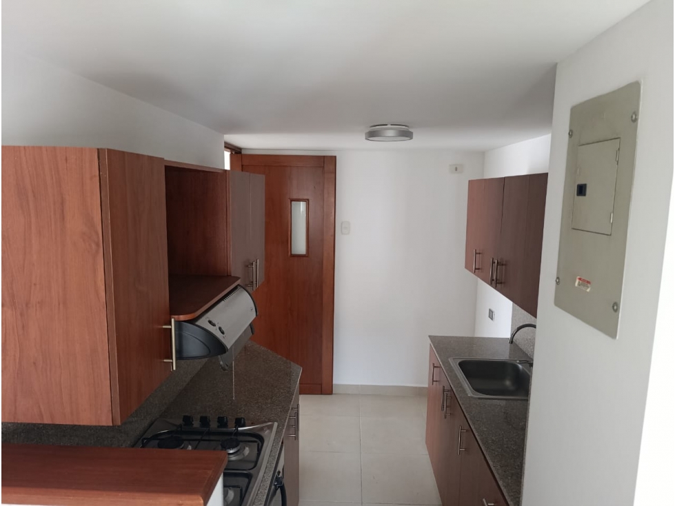 VENTA DE APARTAMENTO EN EL POBLADO SECTOR CASTROPOL — foto 5