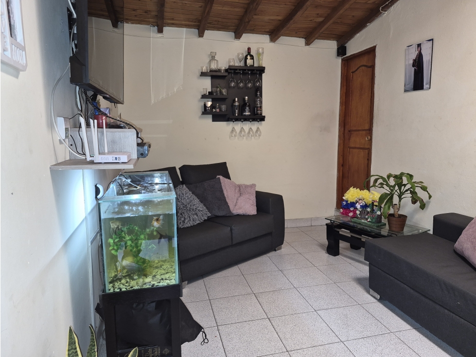 VENDO 2 APARTAMENTOS EN UNA ESCRITURA EN FLORENCIA PARTE BAJA — foto 4