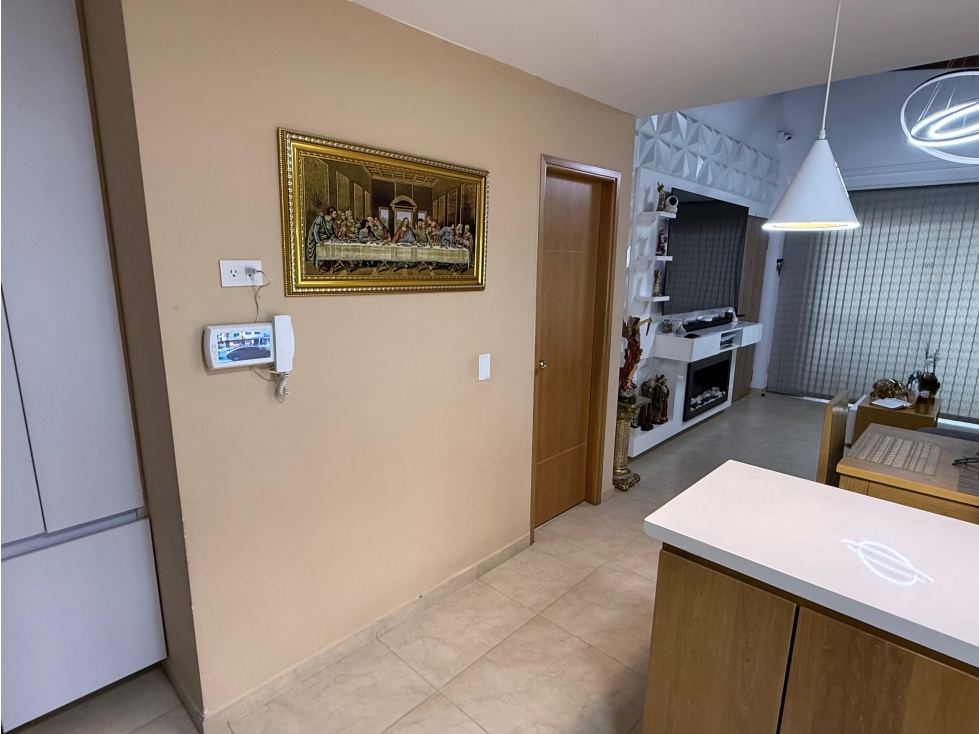 APARTAMENTO DÚPLEX CON TERRAZA Y JACUZZI SIMÓN BOLÍVAR, ITAGÜÍ