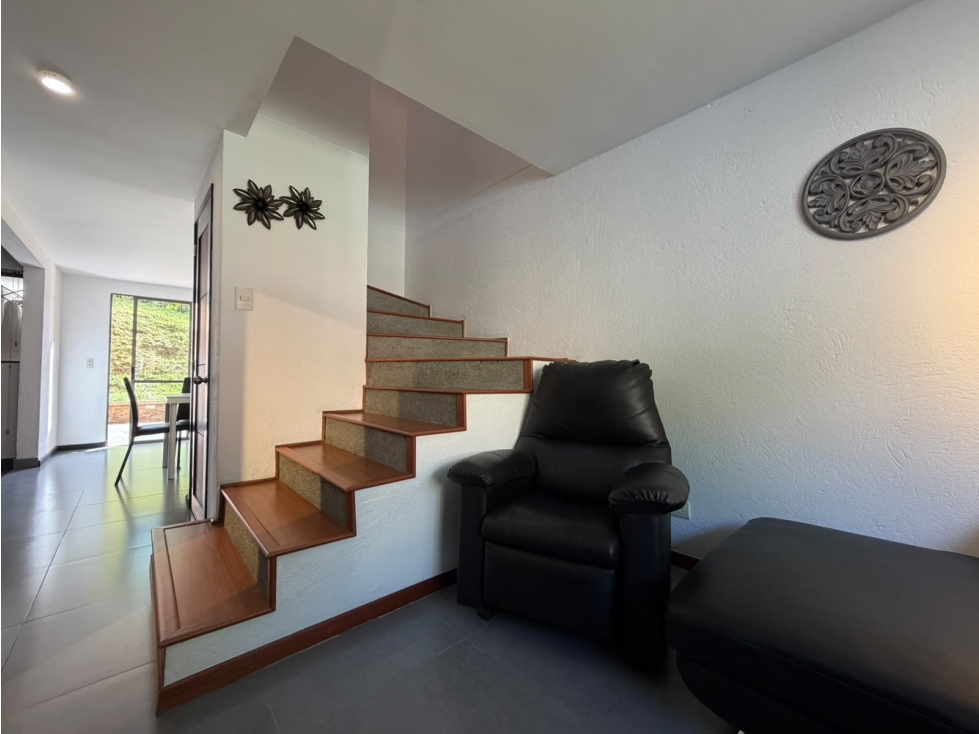 CASA EN VENTA EN UNIDAD CERRADA SECTOR LAS ANTILLAS ENVIGADO — foto 6