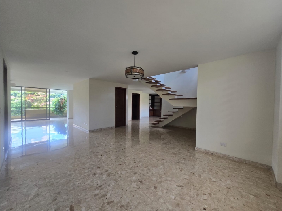SE VENDE APARTAMENTO PENTHOUSE SECTOR LA CONCHA EN EL POBLADO 322MTS — foto 3