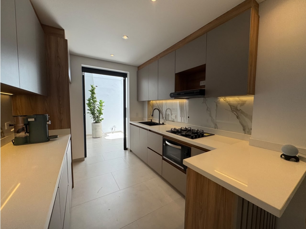 Venta de casa para estrenar en San antonio, Rionegro 165 mts — foto 4