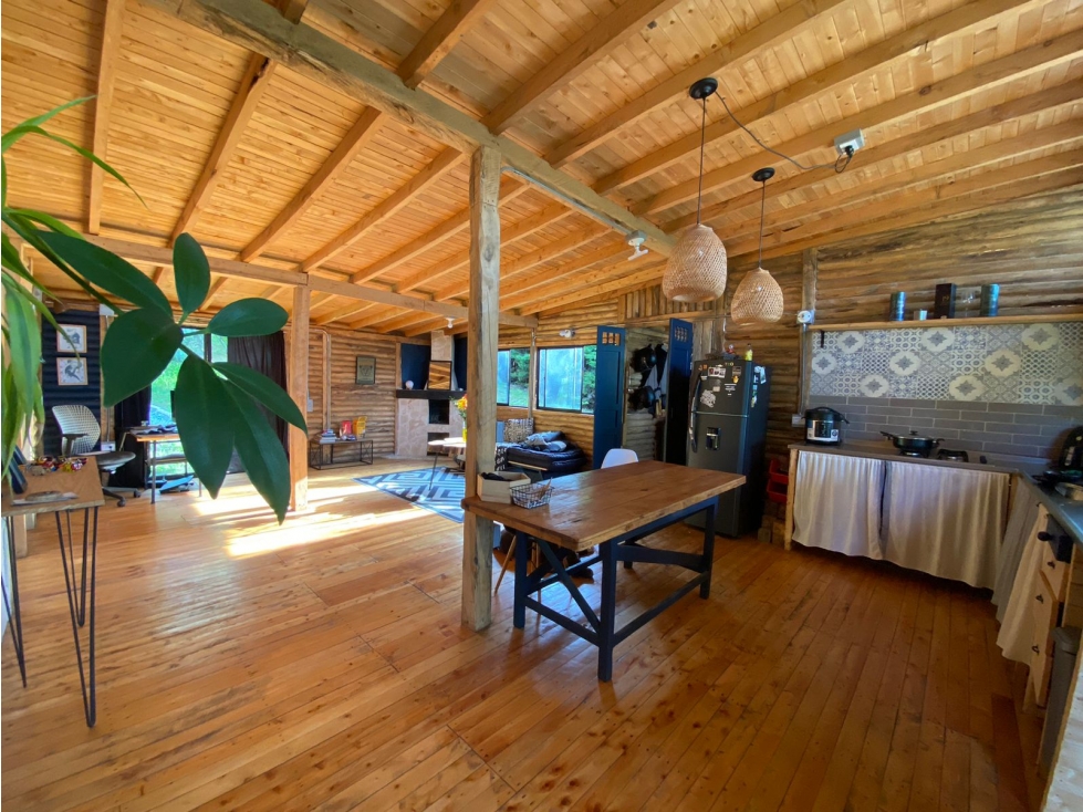 VENTA DE CABAÑA EN SANTA ELENA SECTOR EL ROSARIO