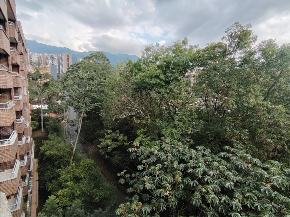 Apartamento en Venta Envigado Sector Los Mangos - 86 m² - 3 Hab — foto 2