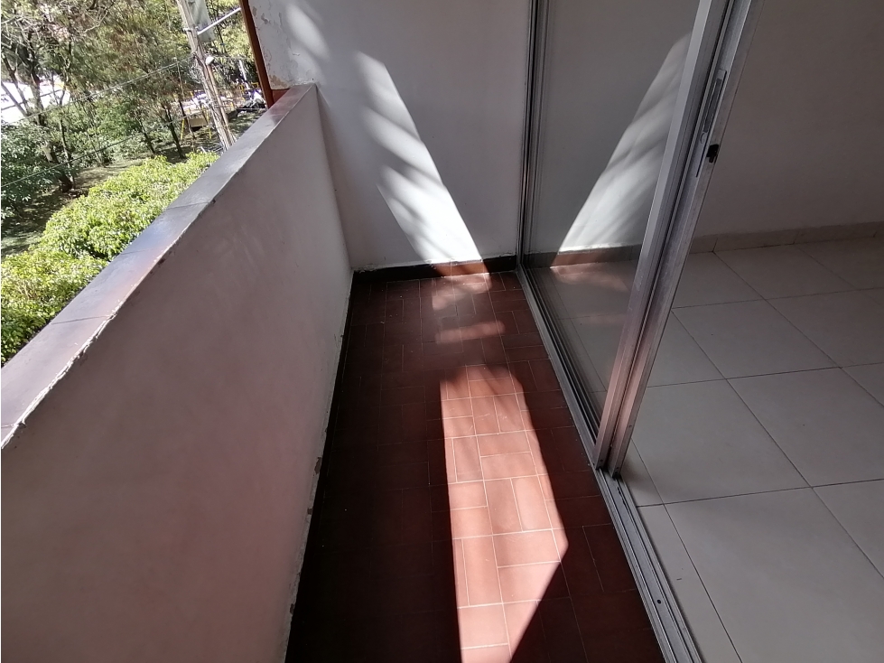 VENDO APTO EN GRAN AVENIDA-BELLO-PISO 1 UNIDAD-PARQUEADERO COMÚN — foto 4