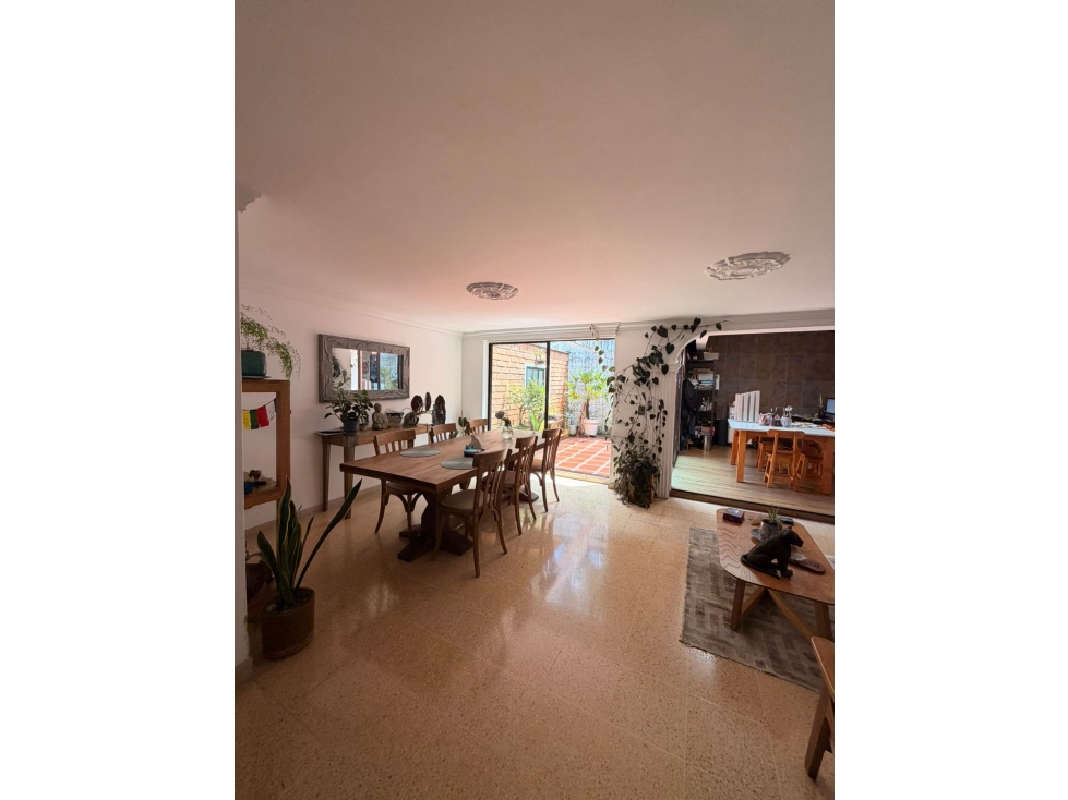 Venta de casa en Envigado, 204 mts Loma del Chocho — foto 3