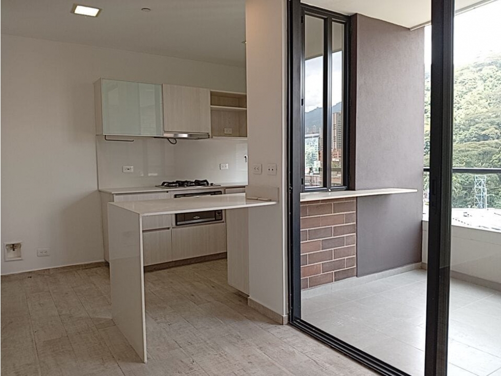 VENTA APARTAMENTO EN CASTROPOL EL POBLADO