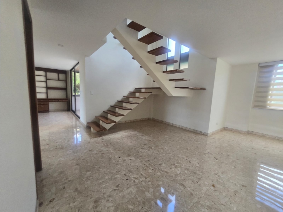 SE VENDE APARTAMENTO PENTHOUSE SECTOR LA CONCHA EN EL POBLADO 322MTS — foto 6