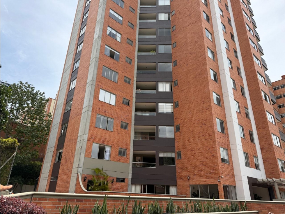 VENTA APARTAMETO LOS BALSOS POBLADO 152M2