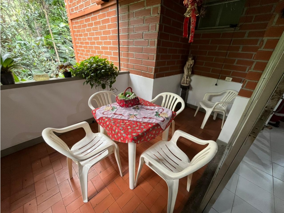 VENTA APARTAMENTO EN EL POBLADO, TRANSVERSAL INFERIOR. — foto 2