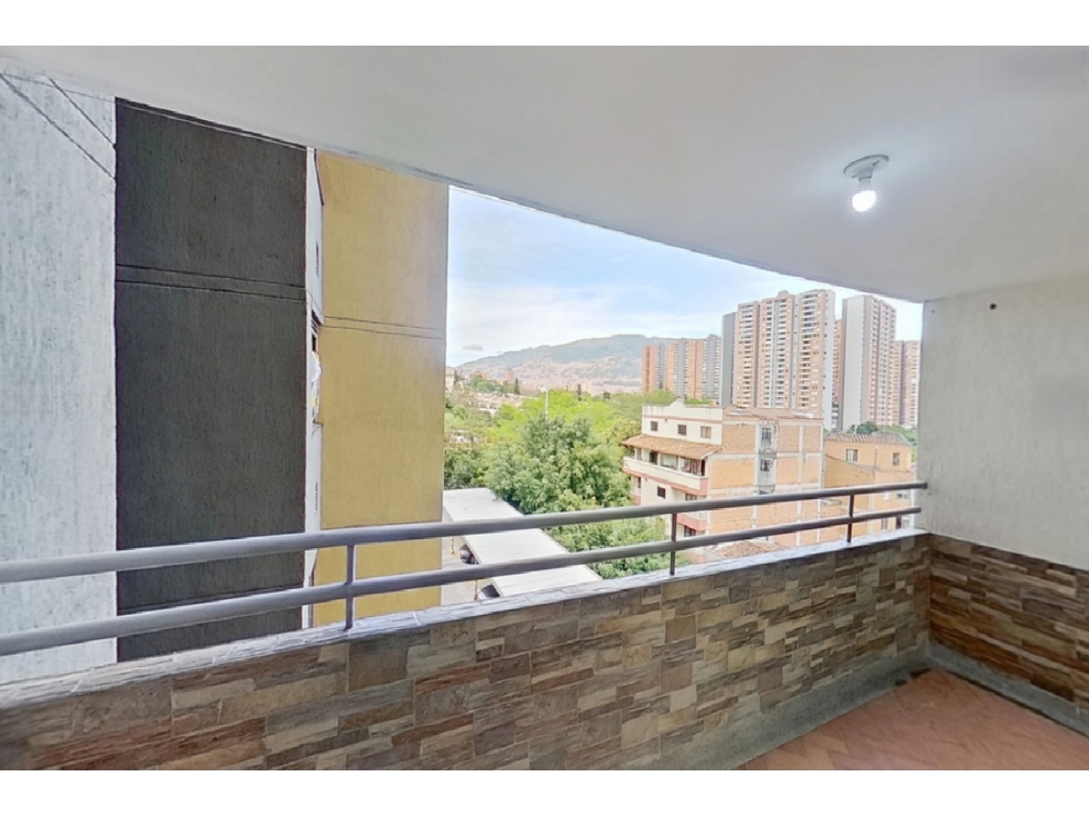 APARTAMENTO DE 68m2 EN VENTA EN LOS COLORES - MEDELLIN