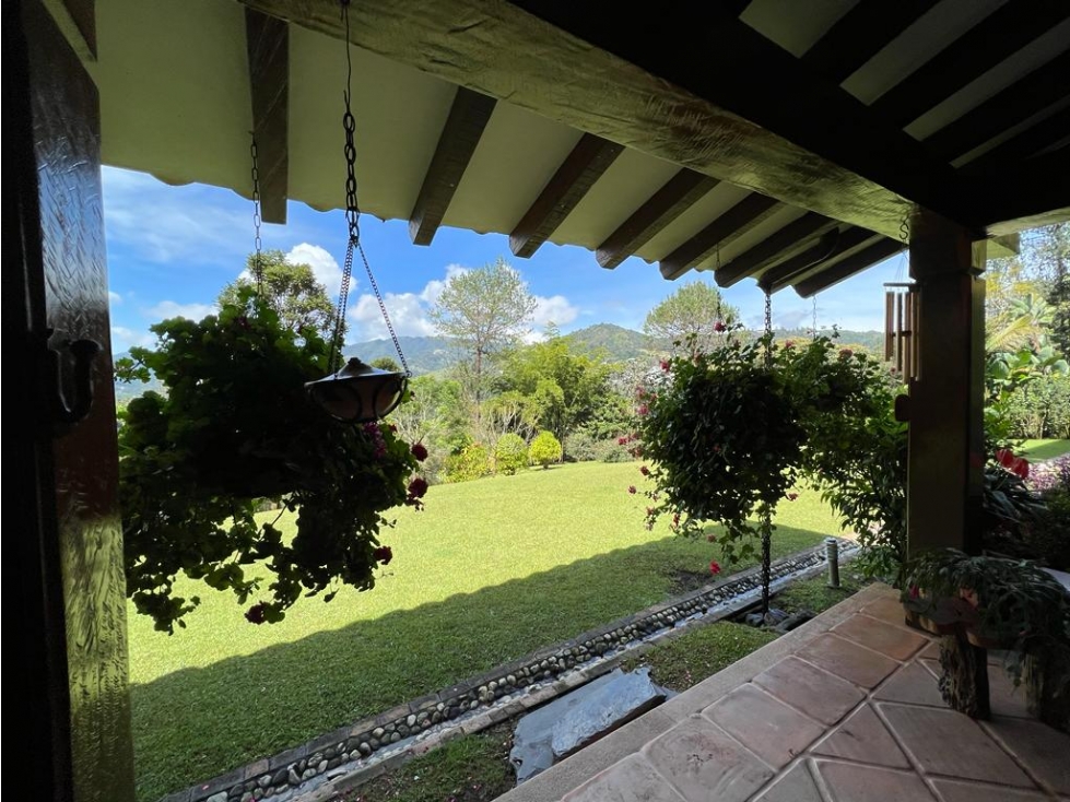 Casa campestre El Retiro, Lote de 18.000 m2, bosque 2.000 m2 — foto 4