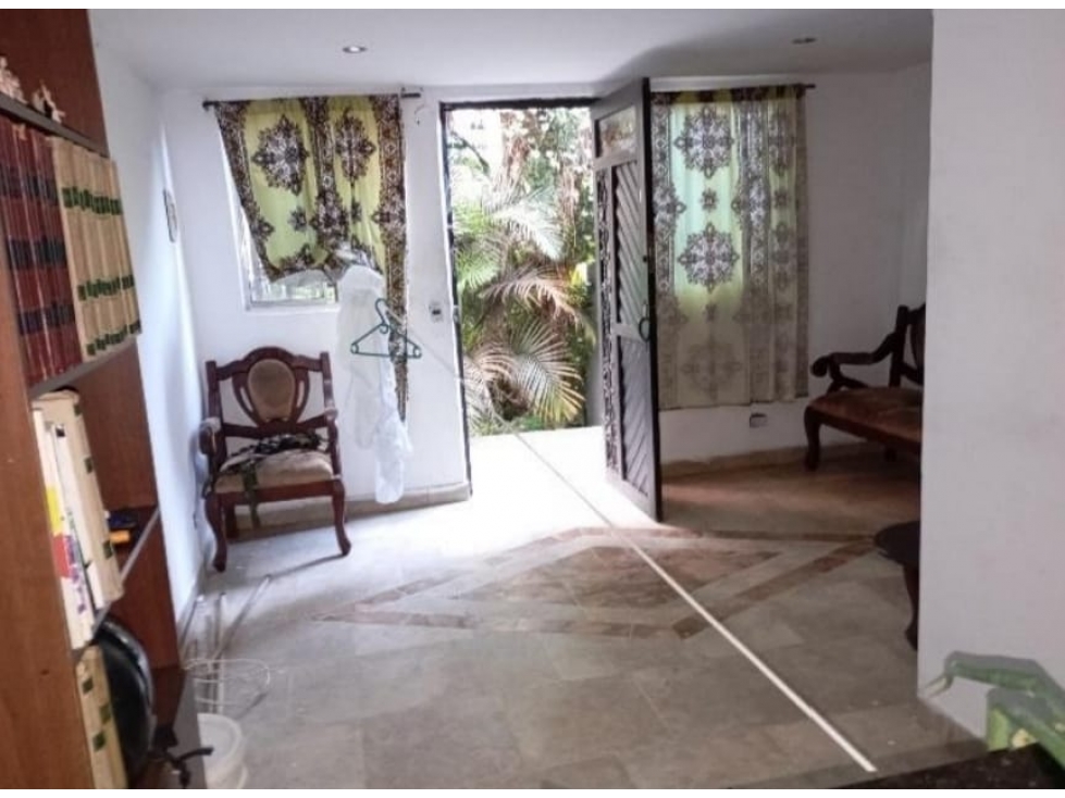 VENTA DE CASA UNIFAMILIAR EN ROBLEDO SECTOR PAJARITO