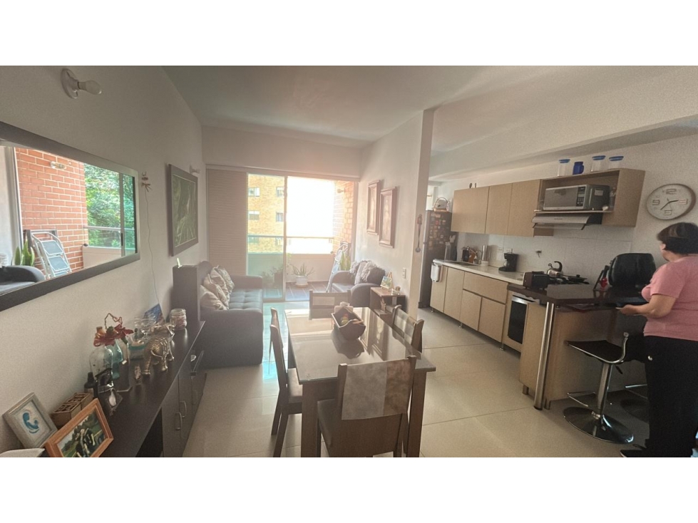 Vendo apartamento Sabaneta, Avesmaría 3 habitaciones