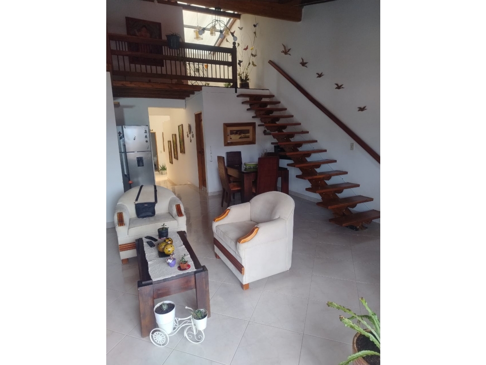 VENTA APARTAMENTO PISO 2 EN JARDIN, ZONA CENTRO - 2