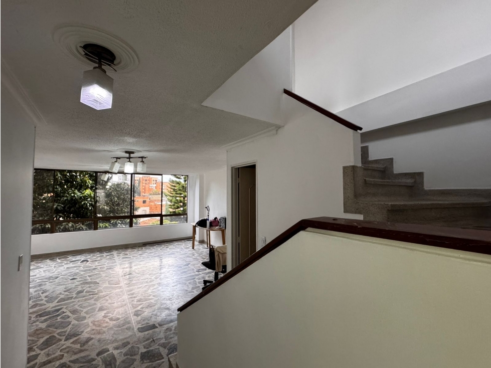 APARTAMENTO DUPLEX SIMÓN BOLIVAR MEDELLIN — foto 3