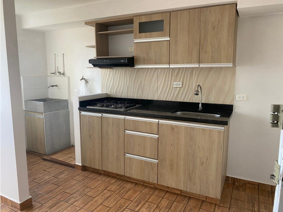VENTA APARTAMENTO EN RIONEGRO DE 3 ALCOBAS Y BAJO COSTO