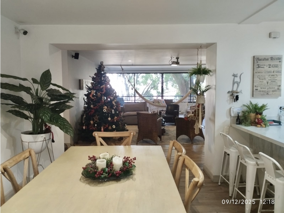 Vendo apartamento con terraza remodelado en Los Balsos — foto 3