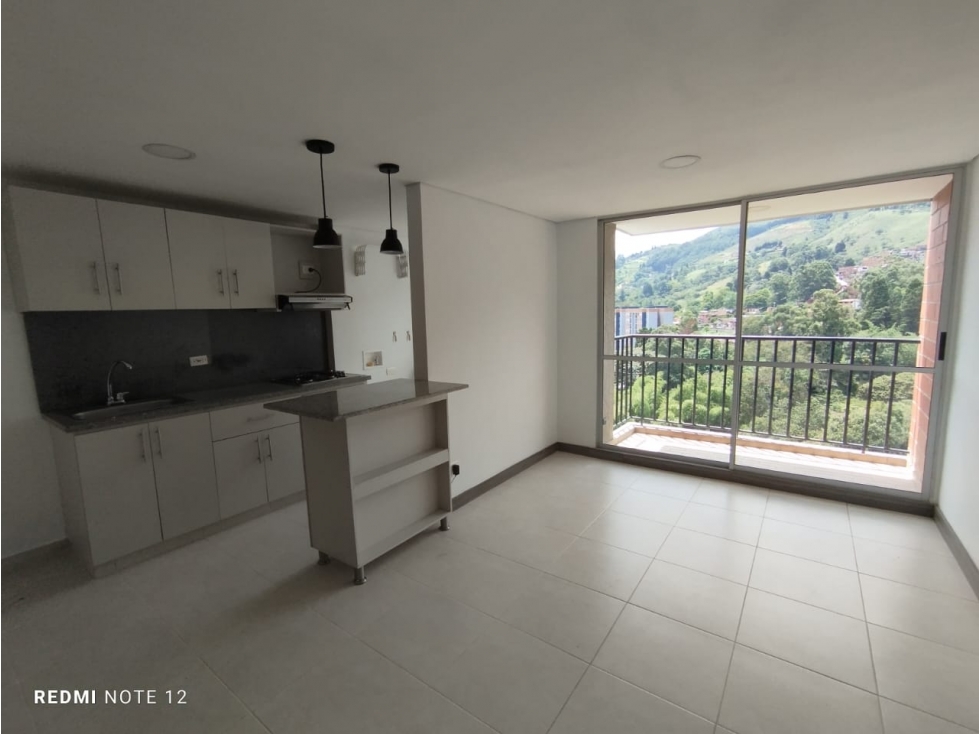 Apartamento en venta la Estrella.Cerca Mall Sauces — foto 3