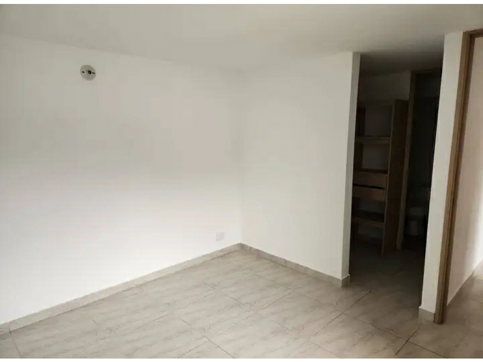 VENTA DE APARTAMENTO DE 75m2 CON PARQUEADERO EN BELLO — foto 5