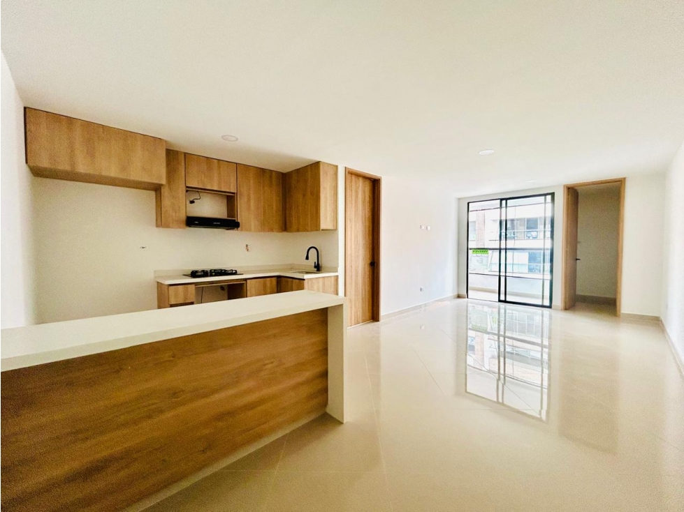 VENTA DE APARTAMENTO DIVIDIDO ENTREGA INMEDIATA, LAURELES- MEDELLÃN — foto 2
