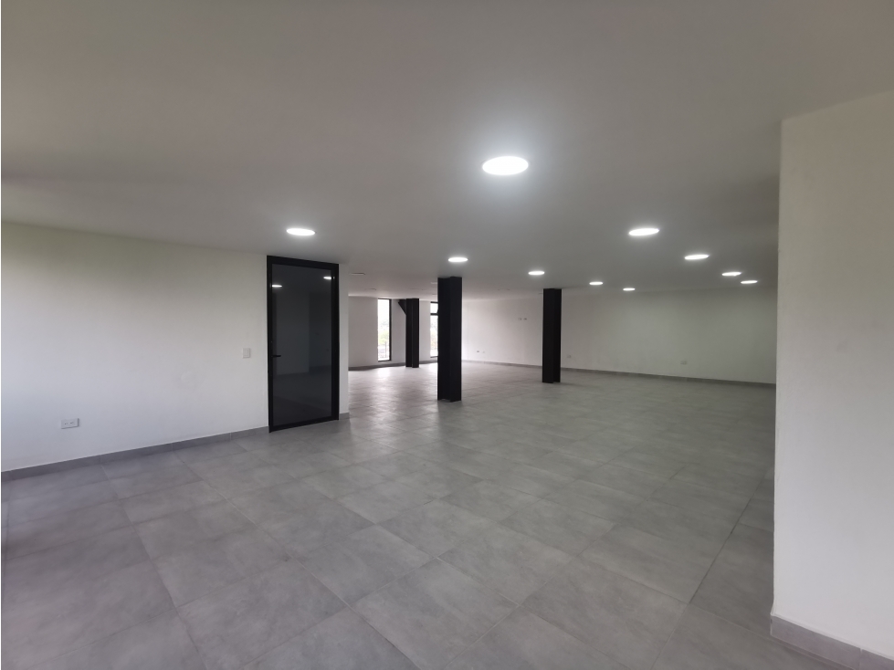 locales en arriendo en pisos superiores con ascensor y magnifica vista — foto 4