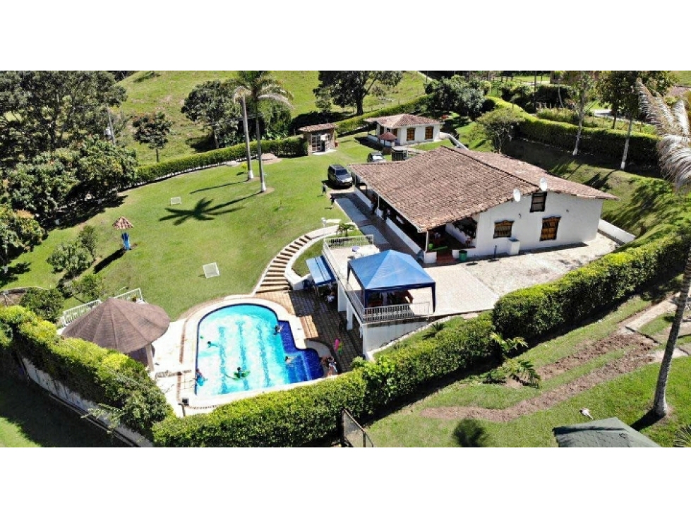 FINCA TURISTICA EN VENTA EN GIRARDOTA - ANTIOQUIA