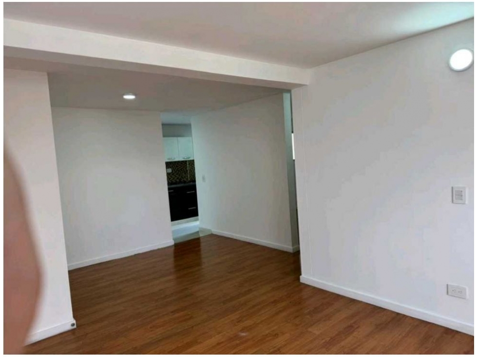 Venta de apartamento en Medellín sector Loma de Los Bernal — foto 4