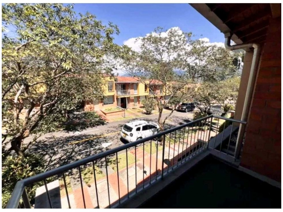 VENDO CASA UNIFAMILIAR PARA REFORMA LA ESTRELLA-SURAMÉRICA — foto 3