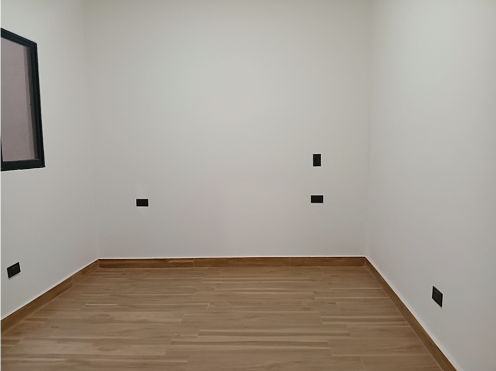VENTA CASA PRIMER PISO EN LAURELES SANTA TERESITA — foto 6