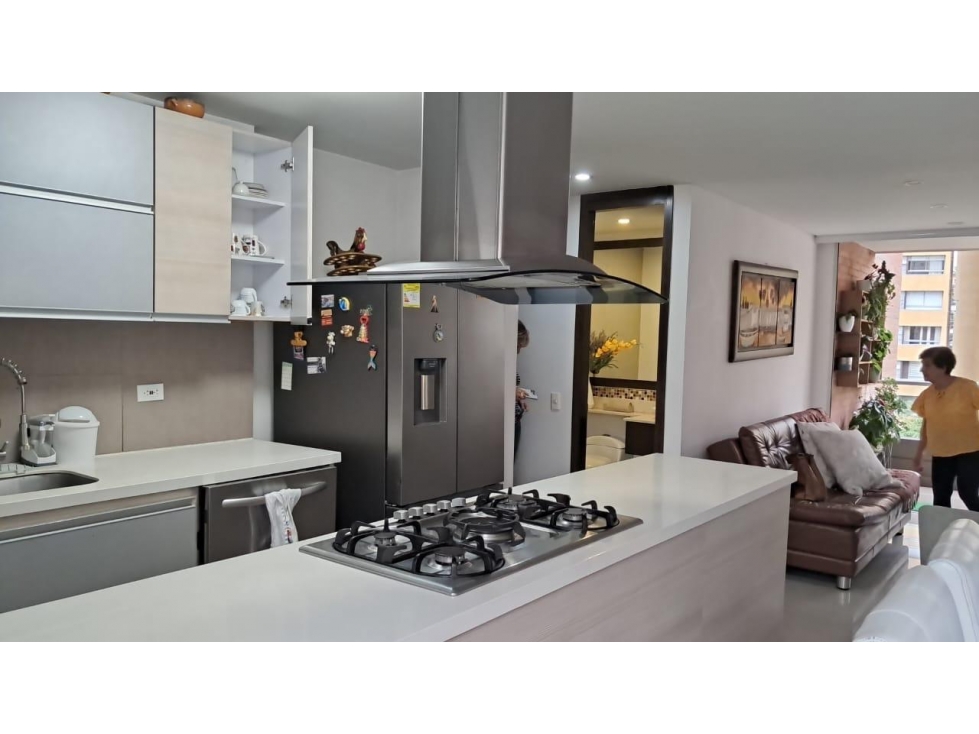 Venta apartamento Medellín, El Poblado Castropol — foto 3