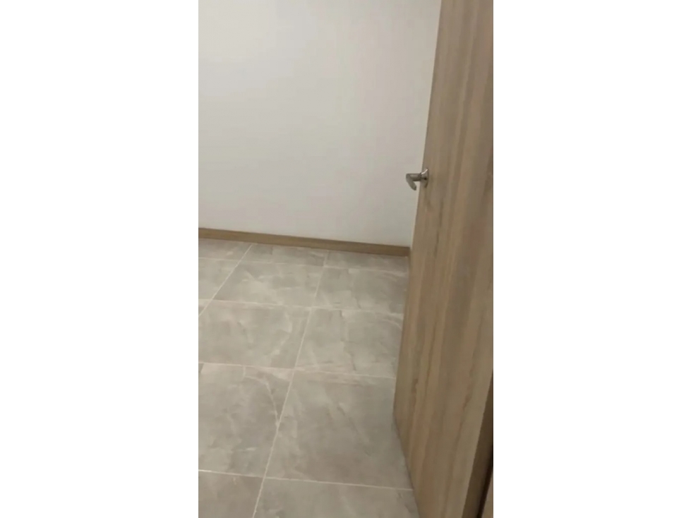 Venta de Apartamento en Sabaneta-Calle larga ZONA PLANA — foto 4