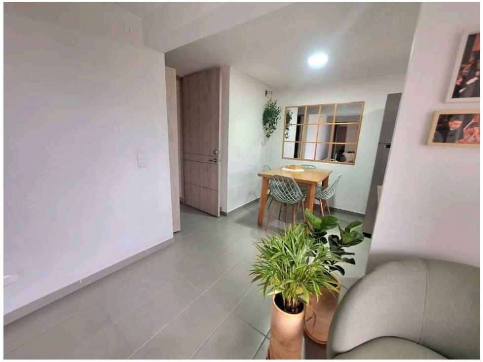 APARTAMENTO EN VENTA LOMA DE LOS BERNAL — foto 3