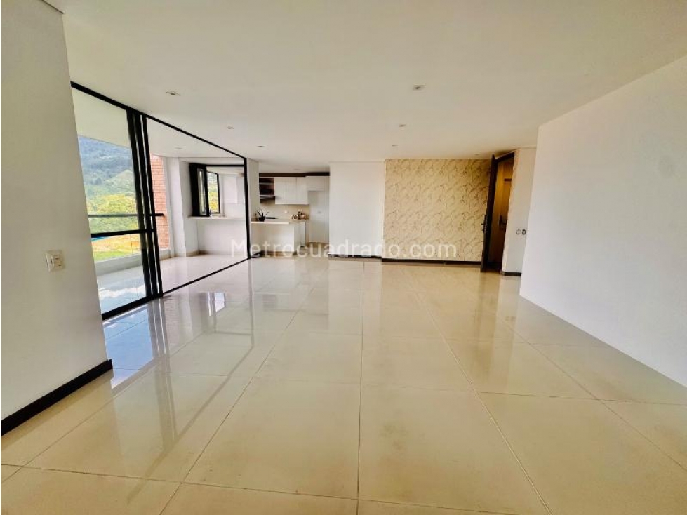 Vendo moderno apartamento en Envigado, sector Loma de las Brujas — foto 5