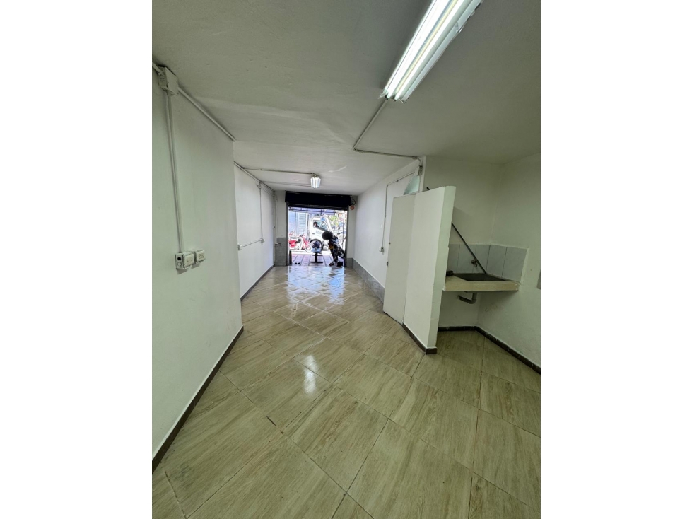 Se Vende Local Comercial 30 m², Santa María, Itagüí