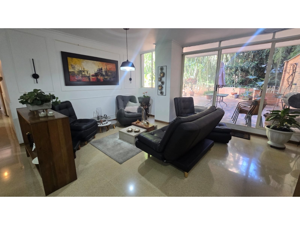 VENTA APARTAMENTO POBLADO CASTROPOL — foto 4