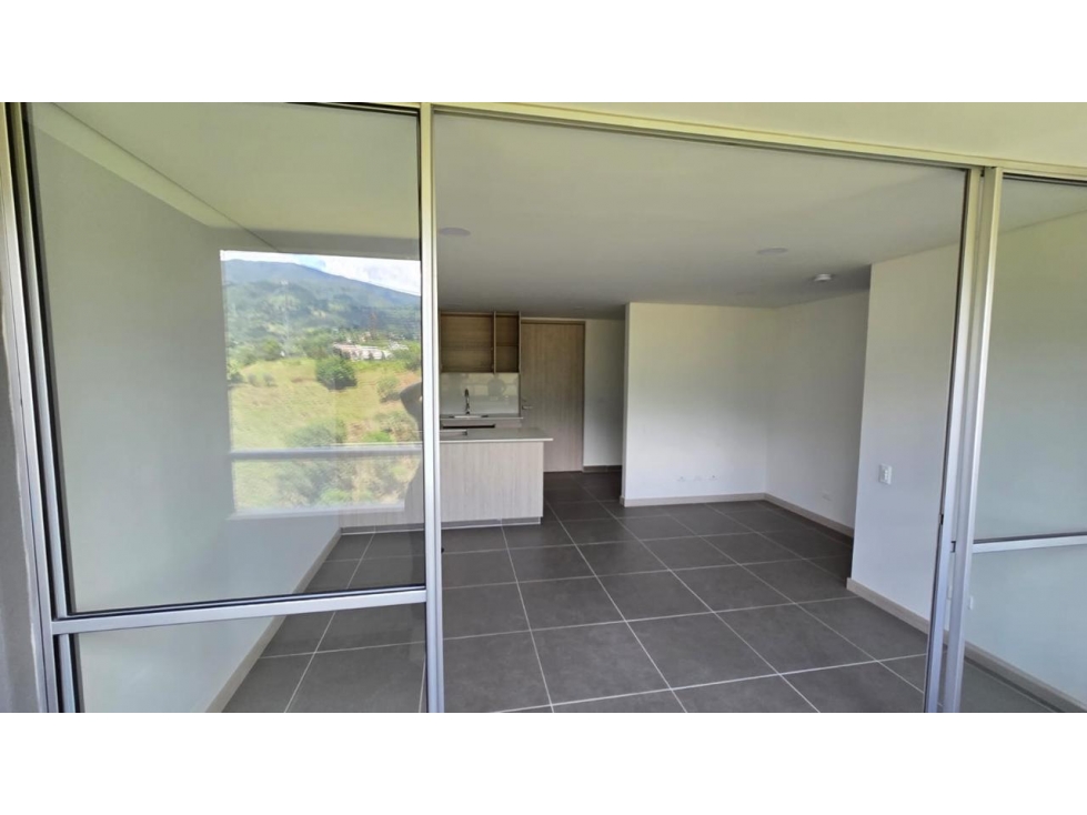 VENTA DE APARTAMENTO EN SABANETA SECTOR ANCON SUR — foto 3