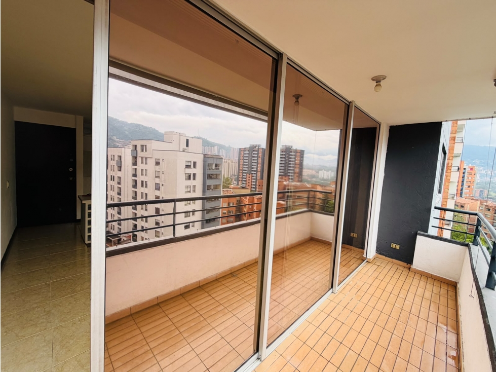 Venta apartamento 77 m2 Belén Loma de los Bernal — foto 3