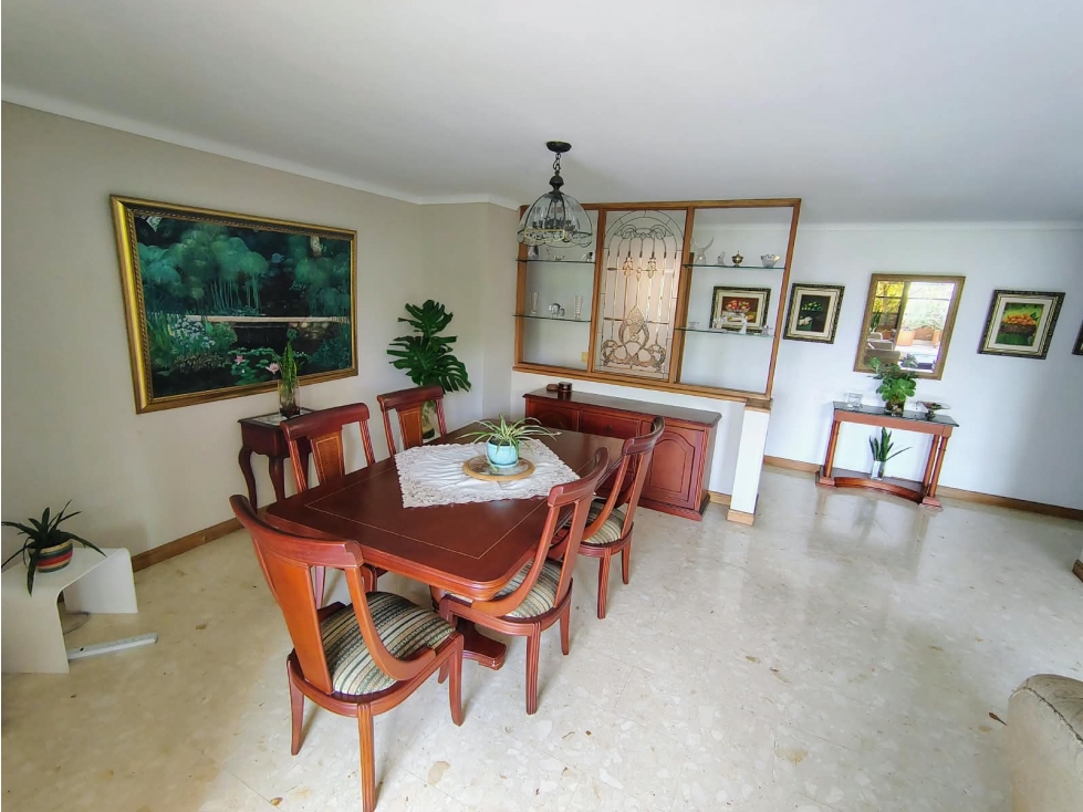 VENTA AMPLIO APARTAMENTO POBLADO SAN LUCAS CON TERRAZA — foto 3