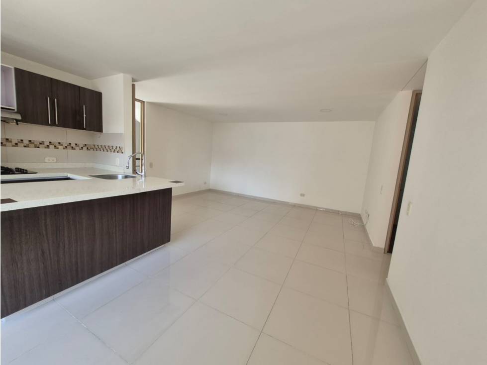 TE VENDO APARTAMENTO EN SABANETA, SECTOR SAN JOSE PARTE BAJA
