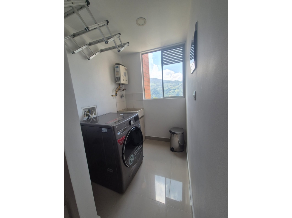 VENTA DE APARTAMENTO EN SABANETA SECTOR LAS LOMITAS — foto 3