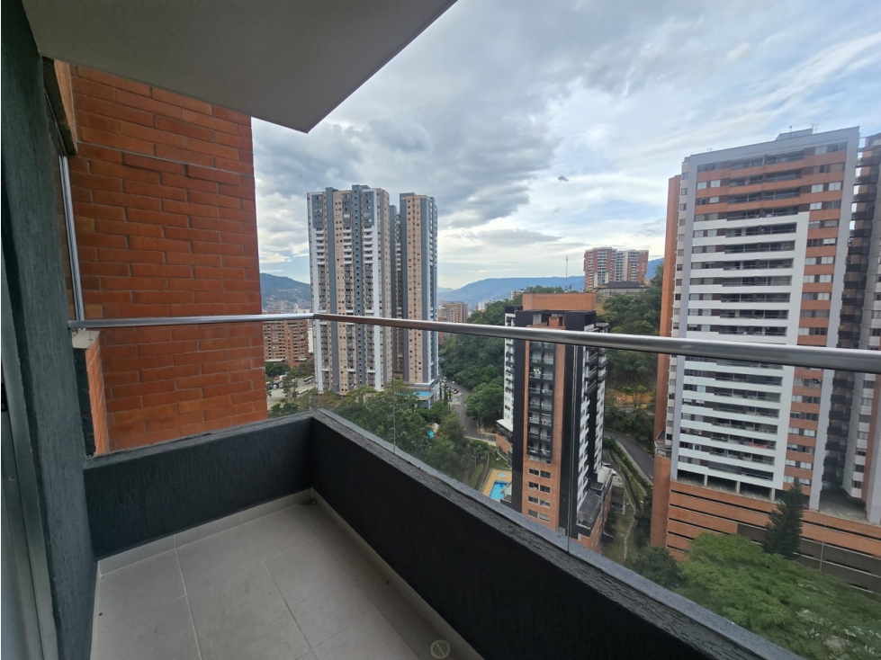 SE VENDE APARTAMENTO EN SABANETA ZONA PLANA 62 MTS