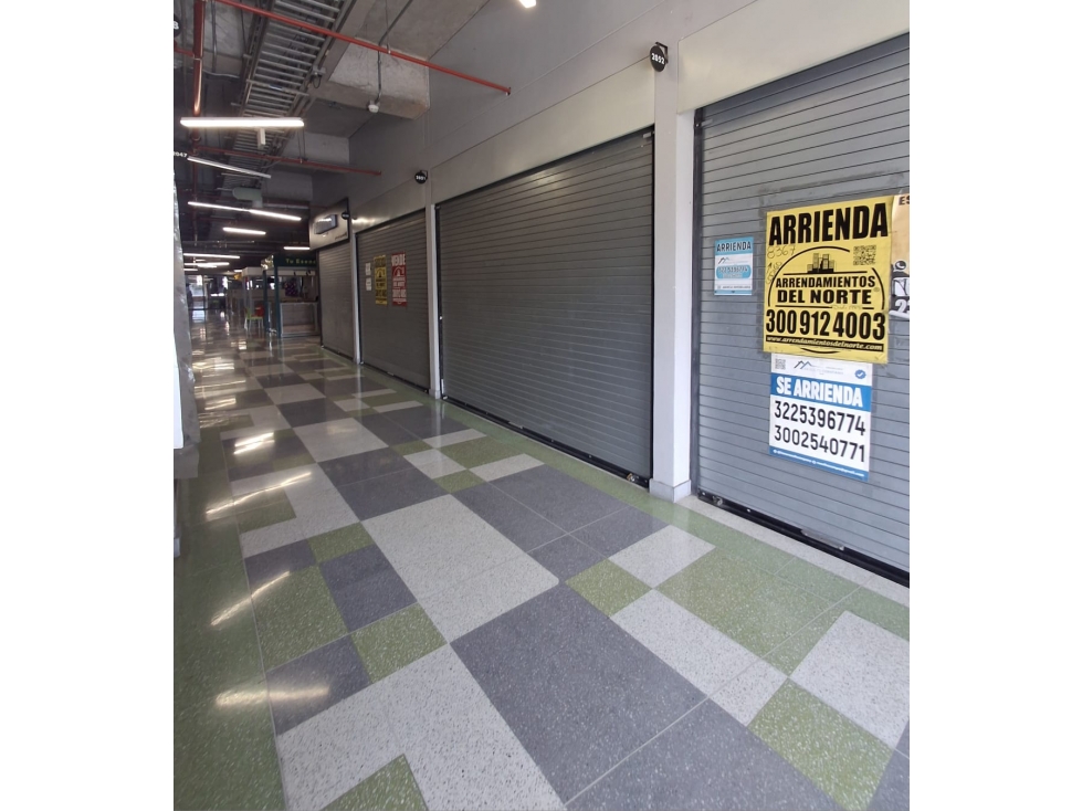 Se Vende local Comercial Centro Comercial 14 mts - 5
